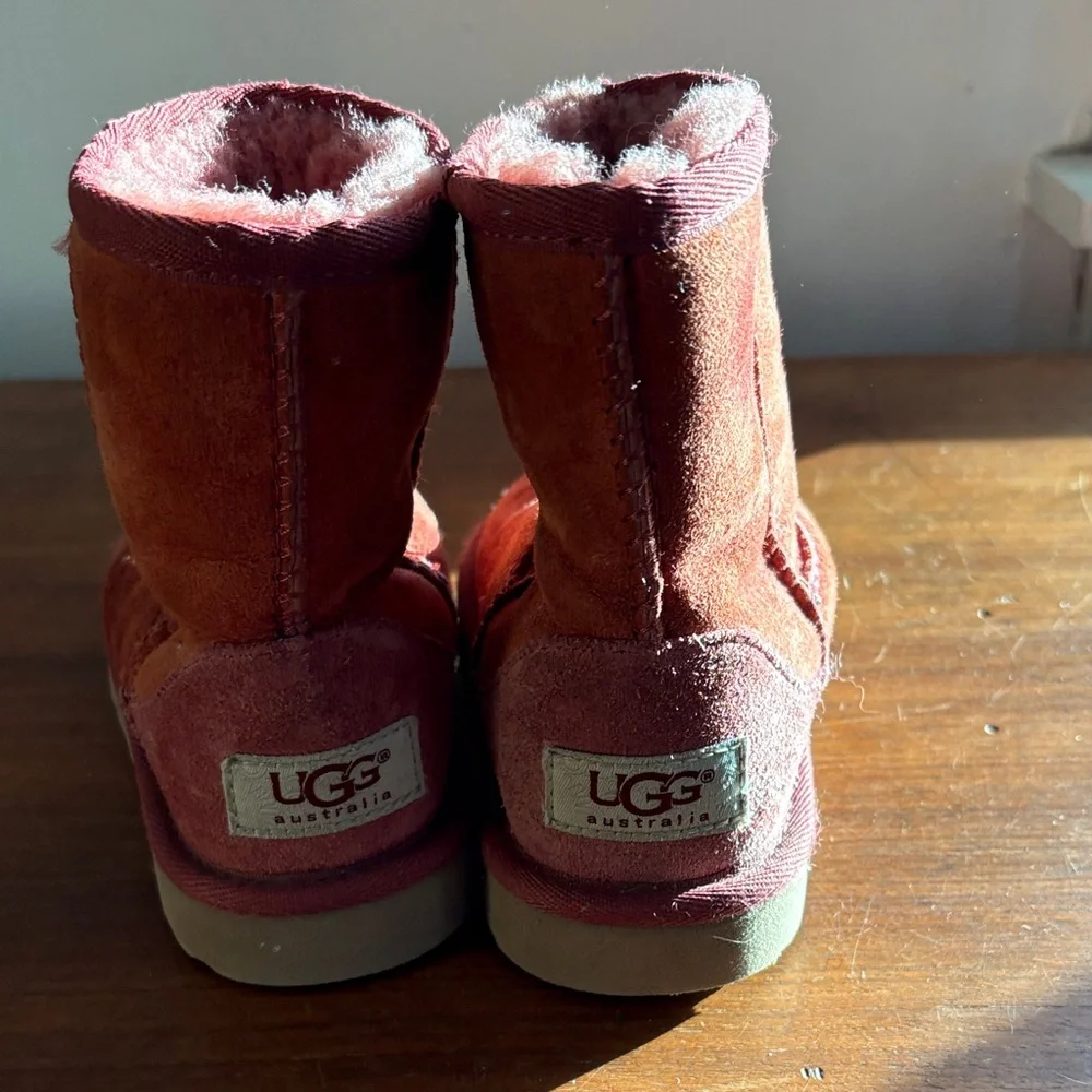 UGG Rust Shearling Boots - Picture 2 of 4